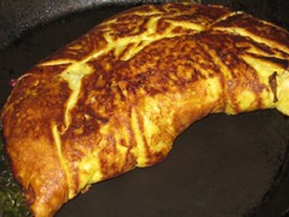 Cranberry & greens omelet