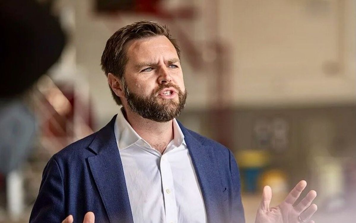 Former GOP lawmaker marvels at 'rich irony' of outrage over Harris' snub of Vance