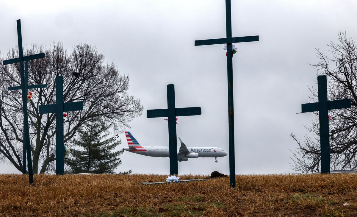 Trump's 'obscene' move takes his air crash conspiracy theory to new low: analyst