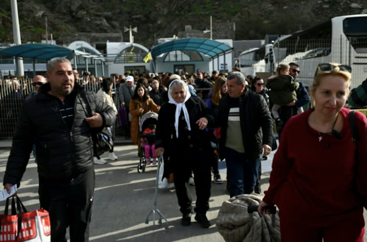 Greek PM calls for calm amid 'very intense' Santorini tremors
