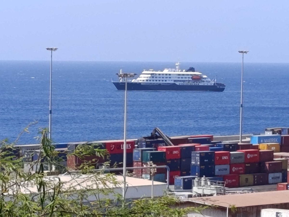 New details emerge in plan for Americans exposed to hantavirus on cruise