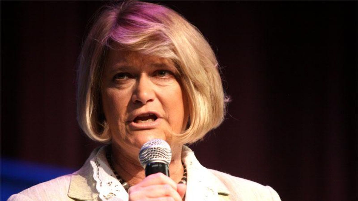 GOP senator booed at university commencement speech apologizes for 'two genders' comment
