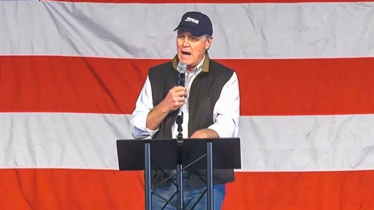 Speaker at Marjorie Taylor Greene's 2nd Amendment rally cites Ukraine as reason to buy guns