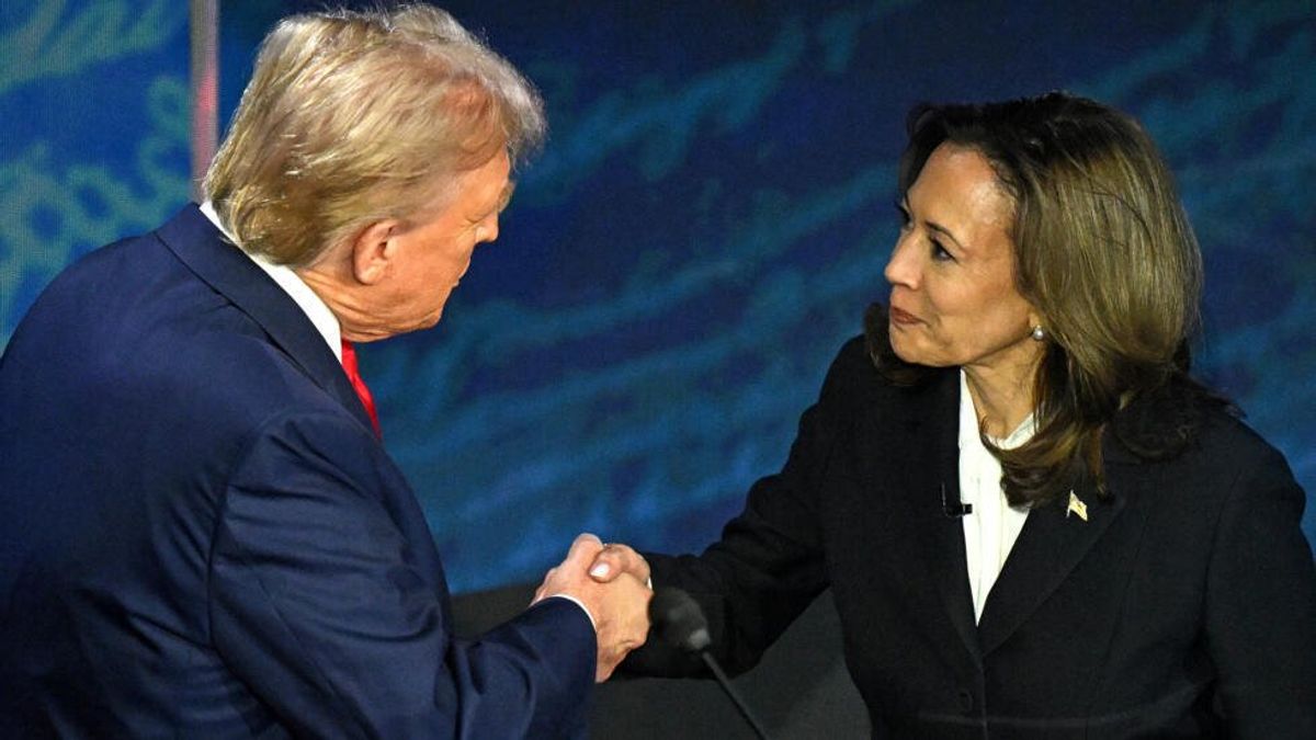 Trump, Harris campaigns move quickly past apparent assassination attempt