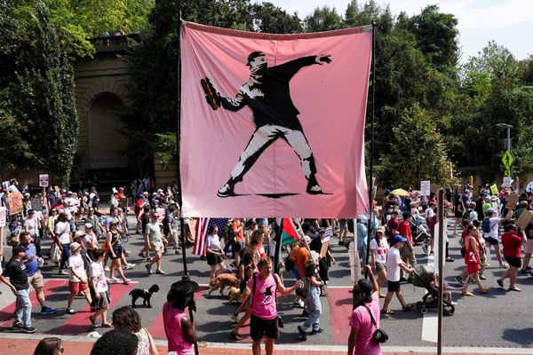 'Warning shot': Sandwich guy and other grand jury refusals stir civil revolt against Trump