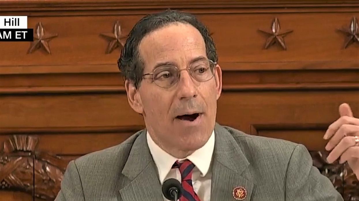 House Dems win first round of Trump impeachment trial