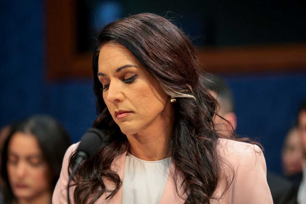 Tulsi Gabbard refuses to support Trump's Iran war during Congress grilling
