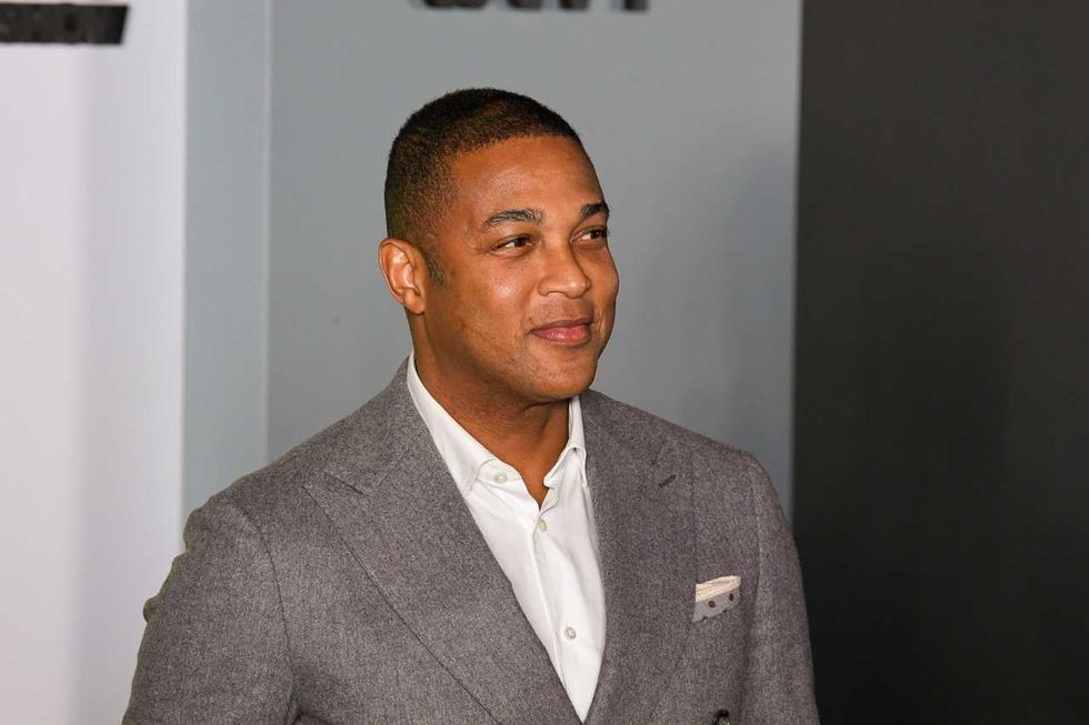 Acusação acusa Don Lemon de 'intimidar várias pessoas' durante serviço religioso