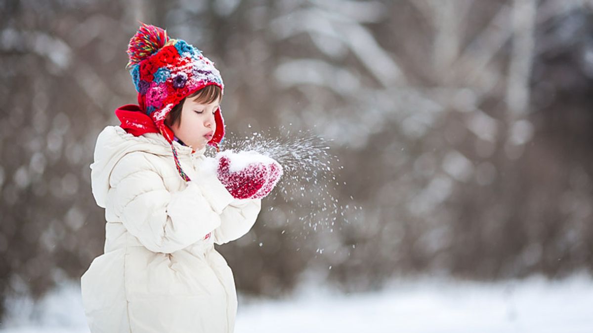How is snow made? An atmospheric scientist describes the journey