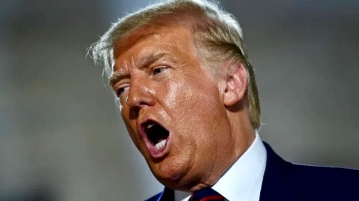 Trump doubles down and tells fans he'd 'rather get' Medal of Freedom than Medal of Honor
