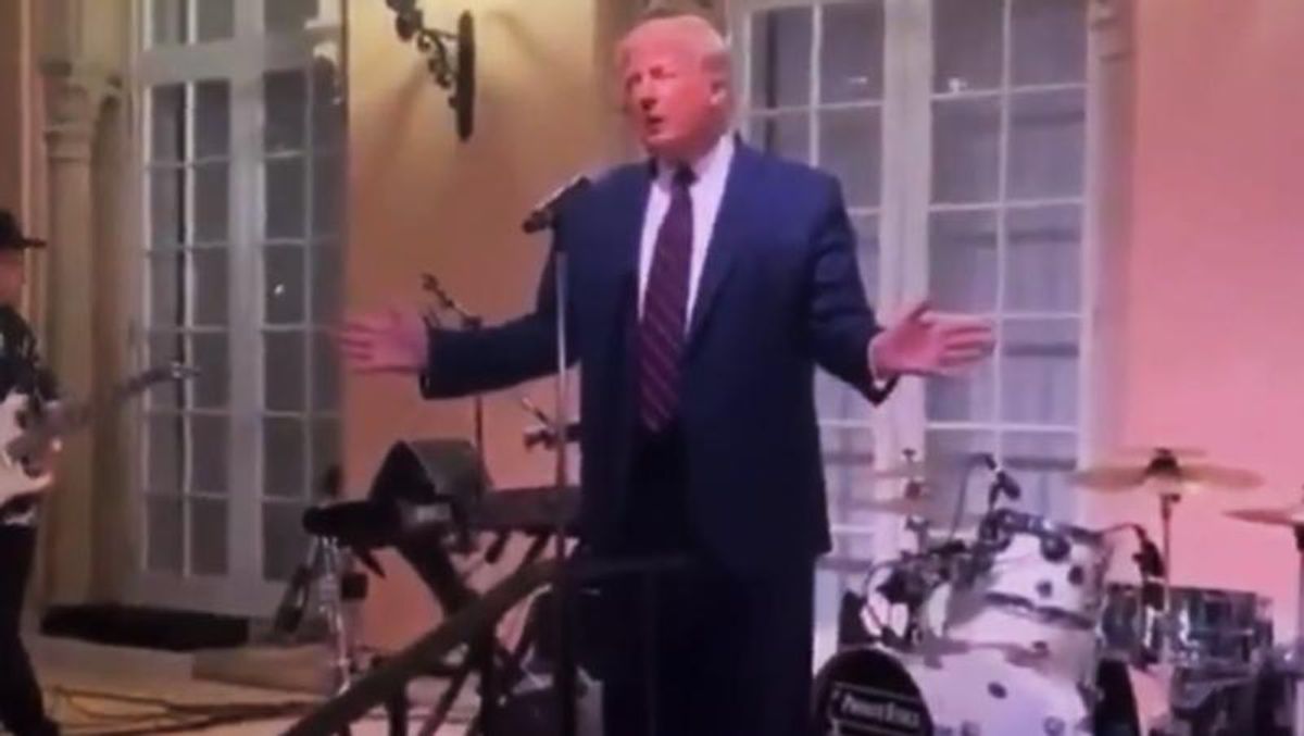 'Beyond pathetic' Trump ridiculed for whining about 'rigged' election before Mar-a-Lago crowd