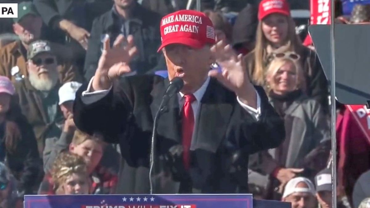 'I don't mind': Trump encourages assassins to 'shoot through the fake news'