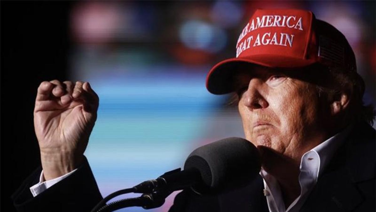'A collective chorus of yawns': Trump's 'tired' Arizona speech was a tremendous flop