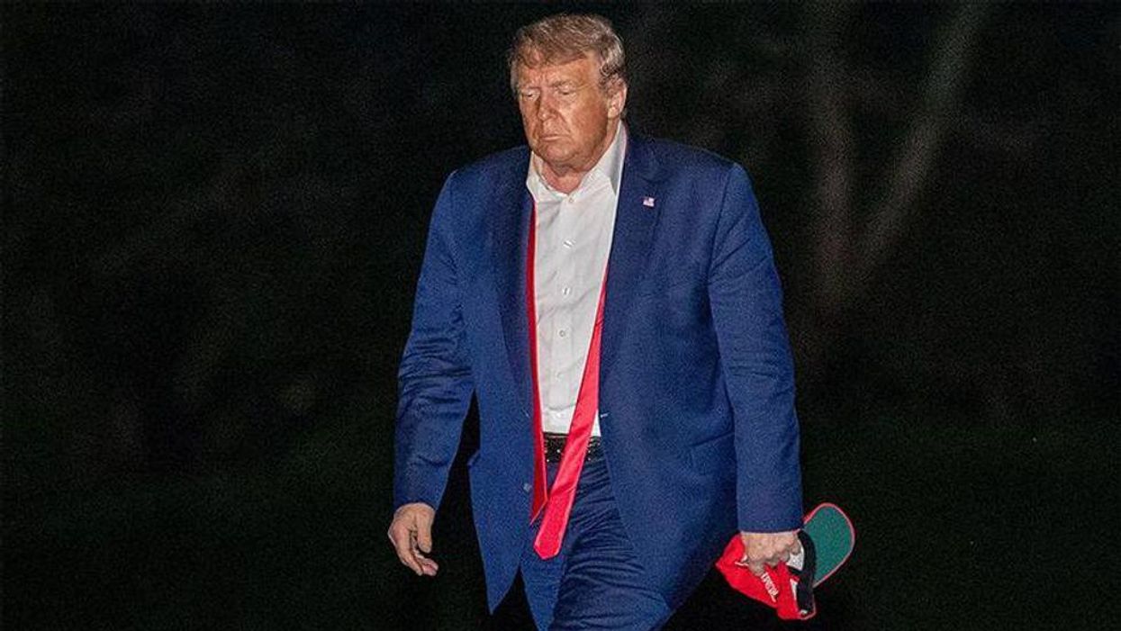 Aides fear conspiracy-obsessed Trump is becoming irrelevant like a leaking balloon 'now laying on the floor'