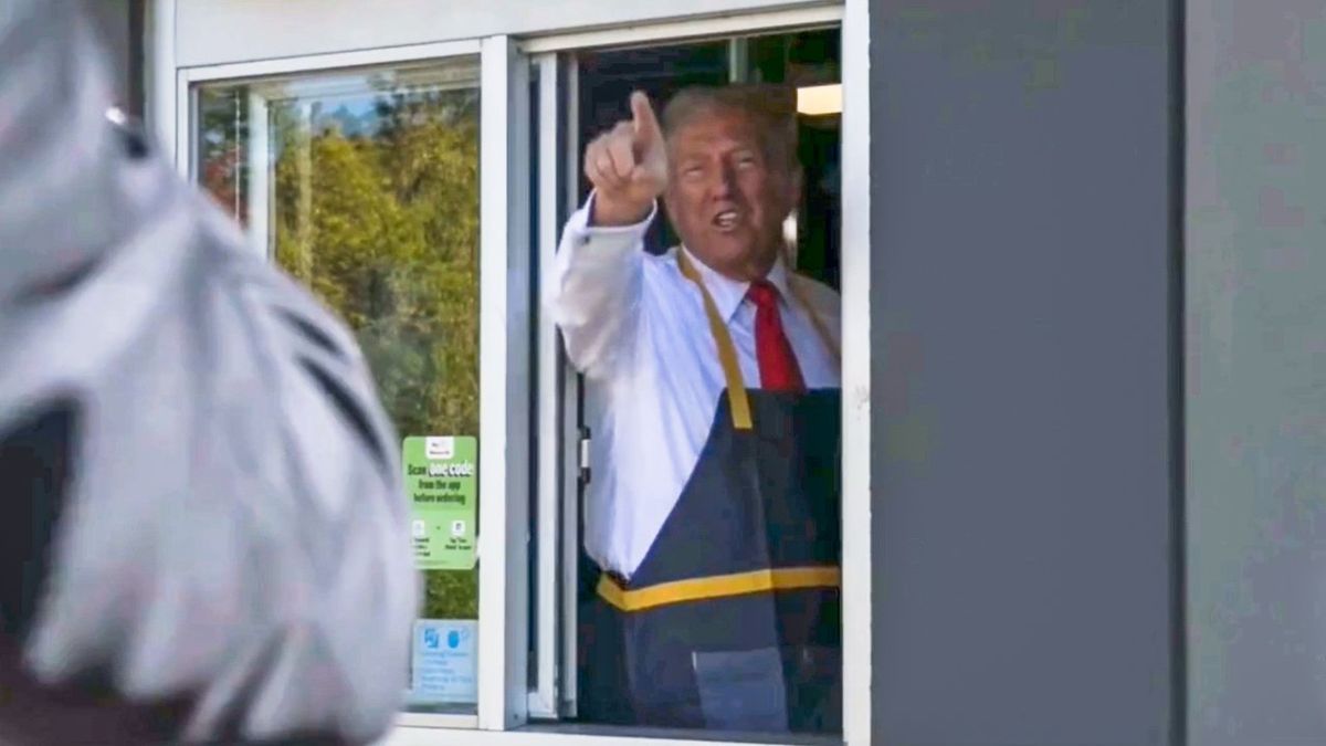 Trump brags about crowd size during interview via McDonald's drive-thru window