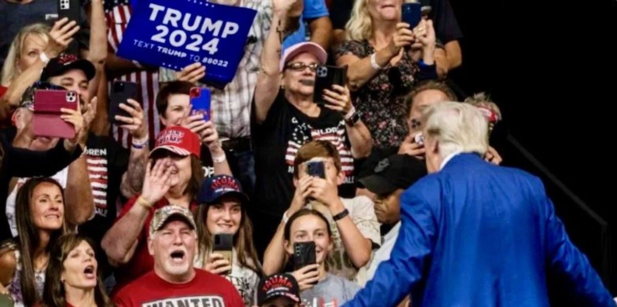 Trumped by Trump: Republican favorite denies rivals the limelight