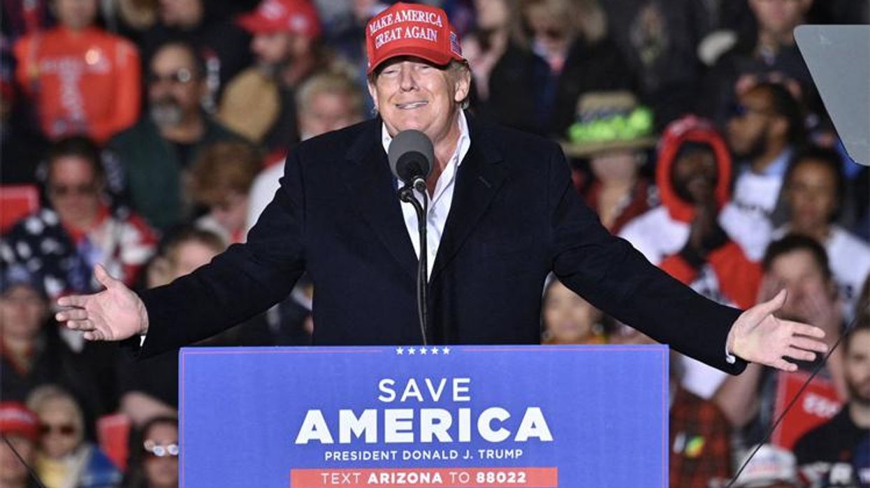 'Unheard of': Ex-prosecutor dumbfounded by Trump's crusade against law clerk
