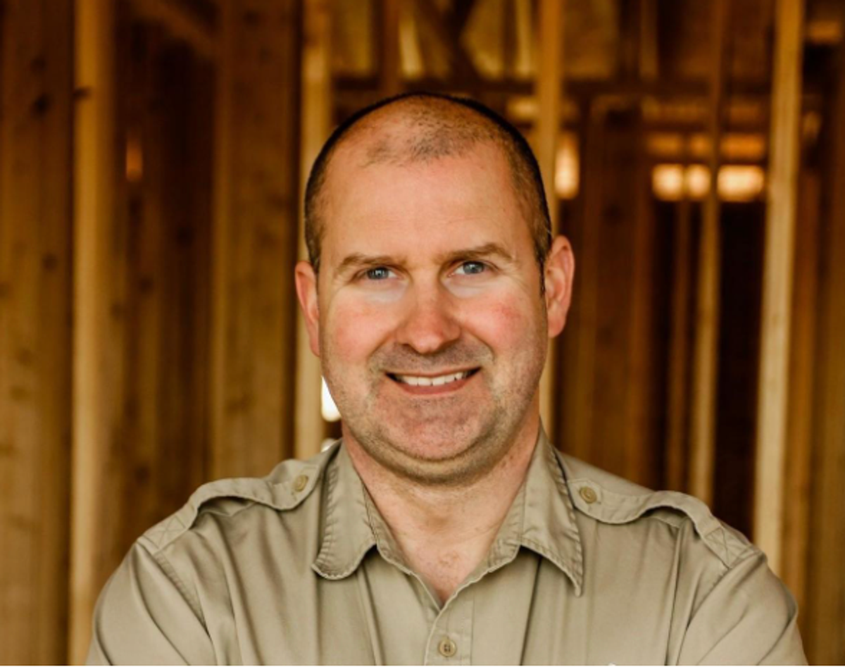 State Senator killed with wife and 2 children when plane crashes in Utah
