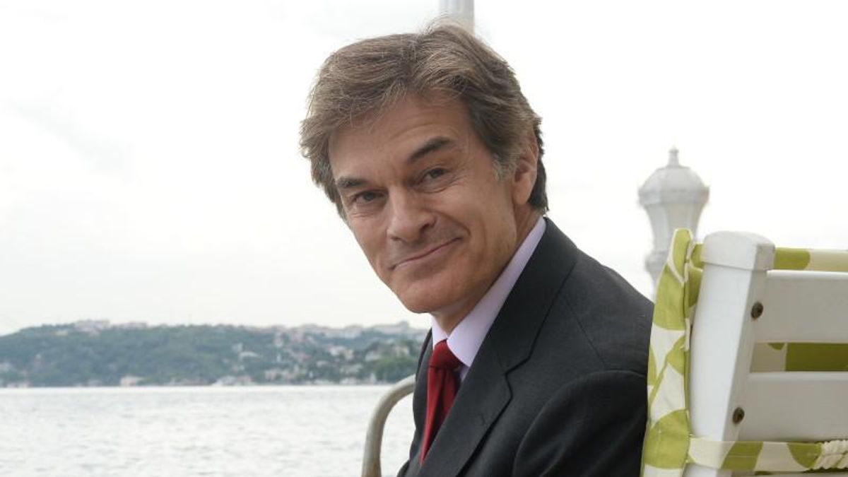 Dr. Oz would be 'pitchman for dubious miracle cures' as Center for Medicare head: report