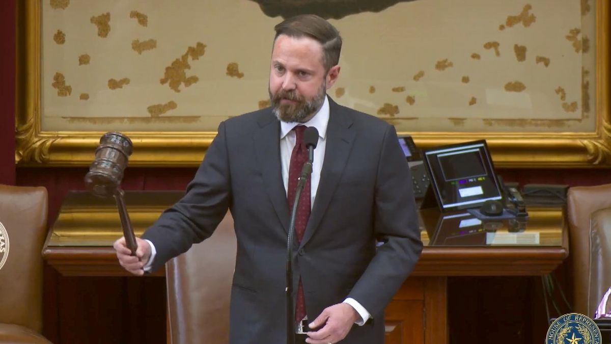 Texas House speaker creates 'tip line' to narc on missing Democrats