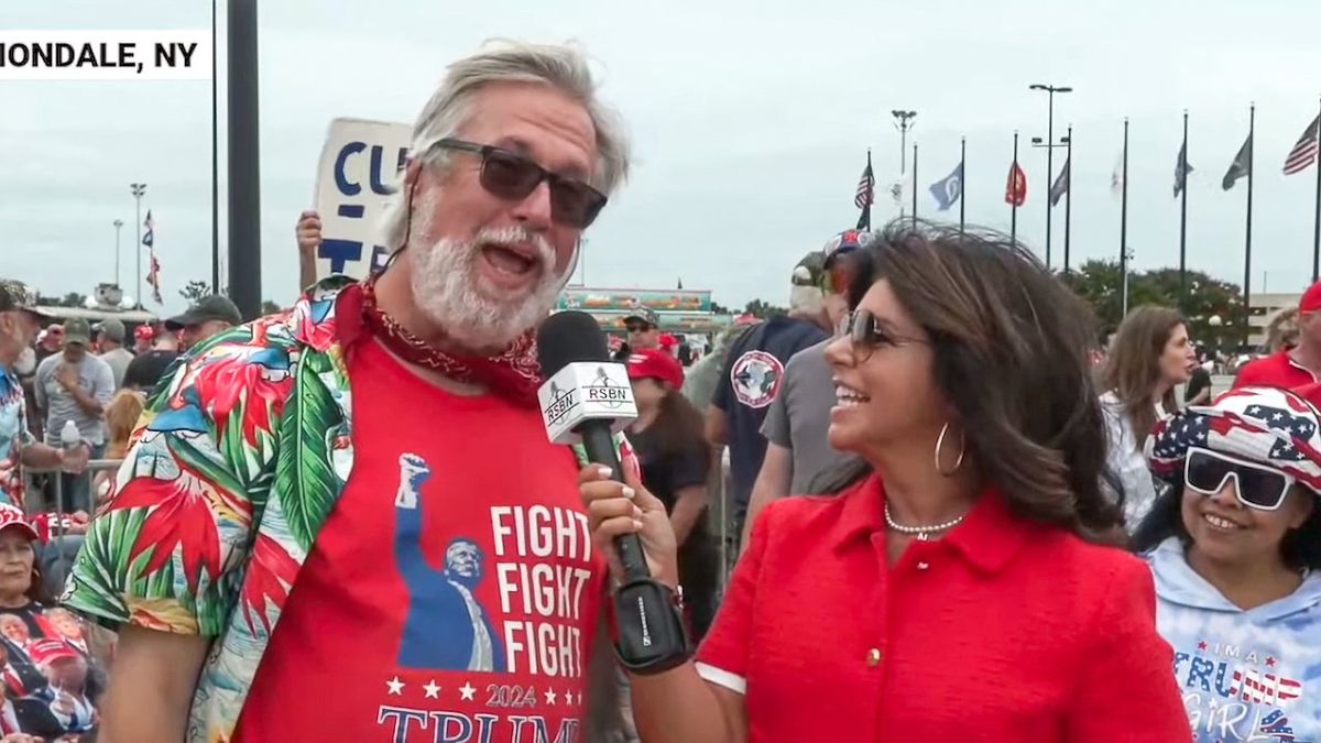 'If you know, you know': Trump rallygoer uses white supremacist code for 'Heil Hitler'