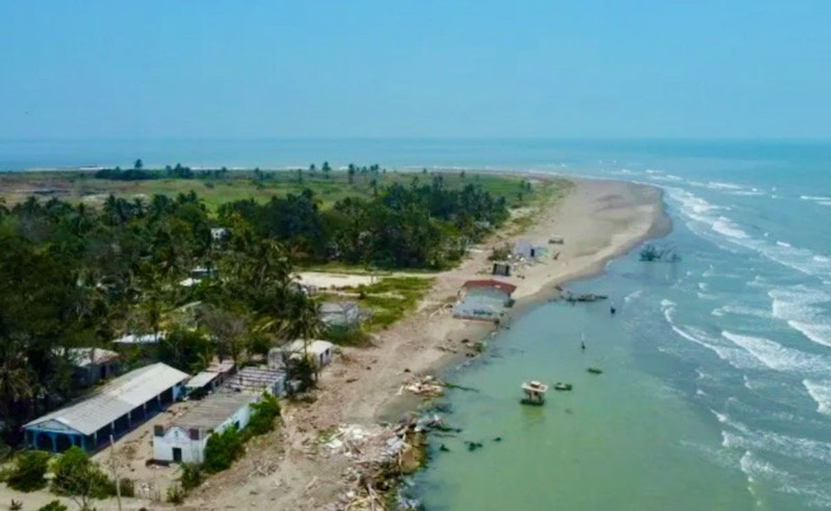 Submerged homes, heat waves fuel Mexico climate angst