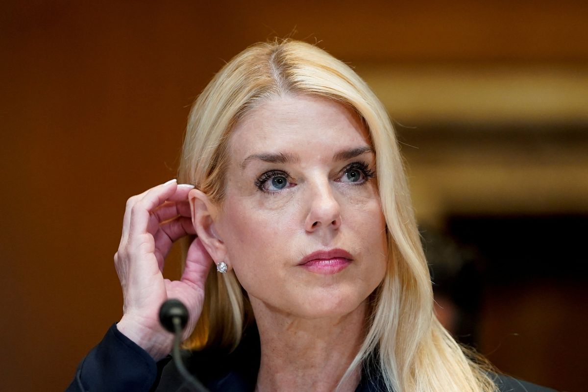 'Dadgum!' GOP lawmaker unleashes on Pam Bondi over 'dirtbag' coverup