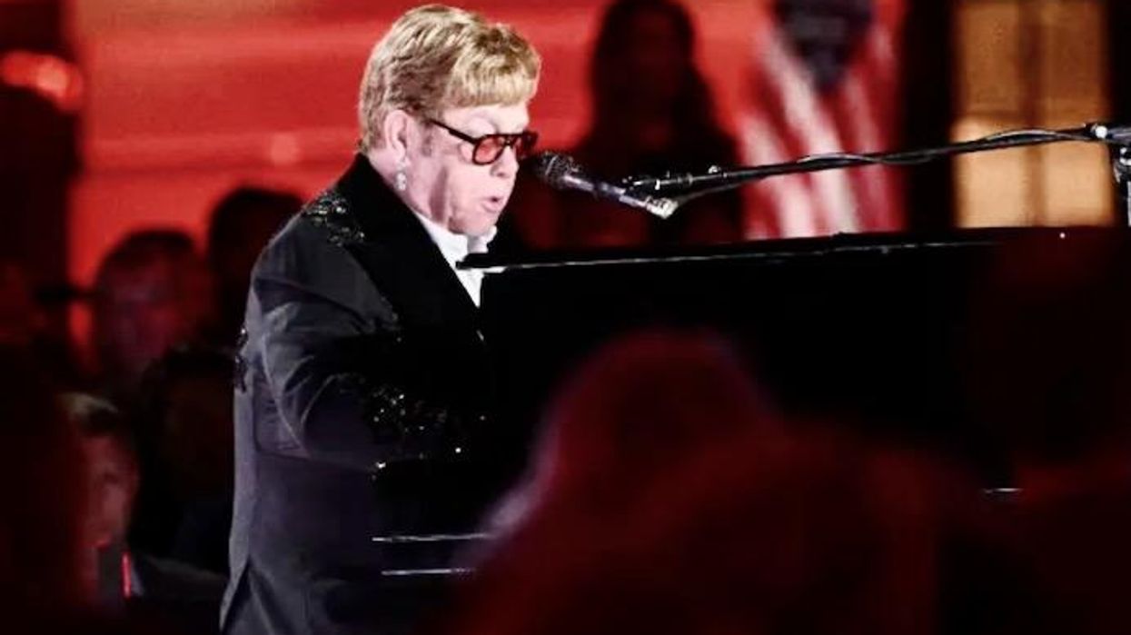 Sun to go down on Elton John's final UK tour at Glastonbury