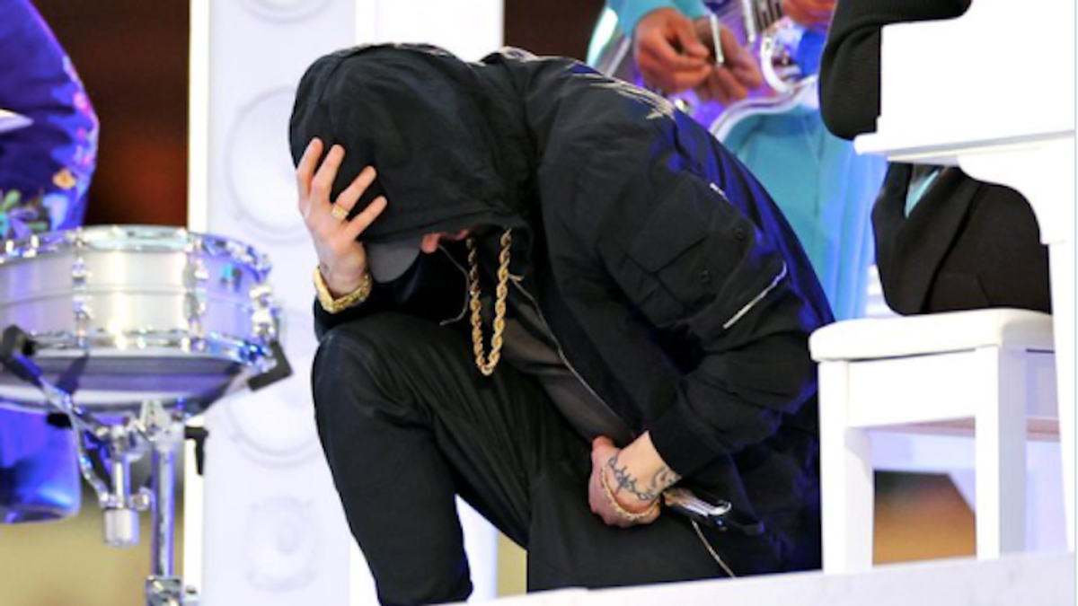 Conservatives freak out over Eminem taking a knee during Super Bowl halftime performance