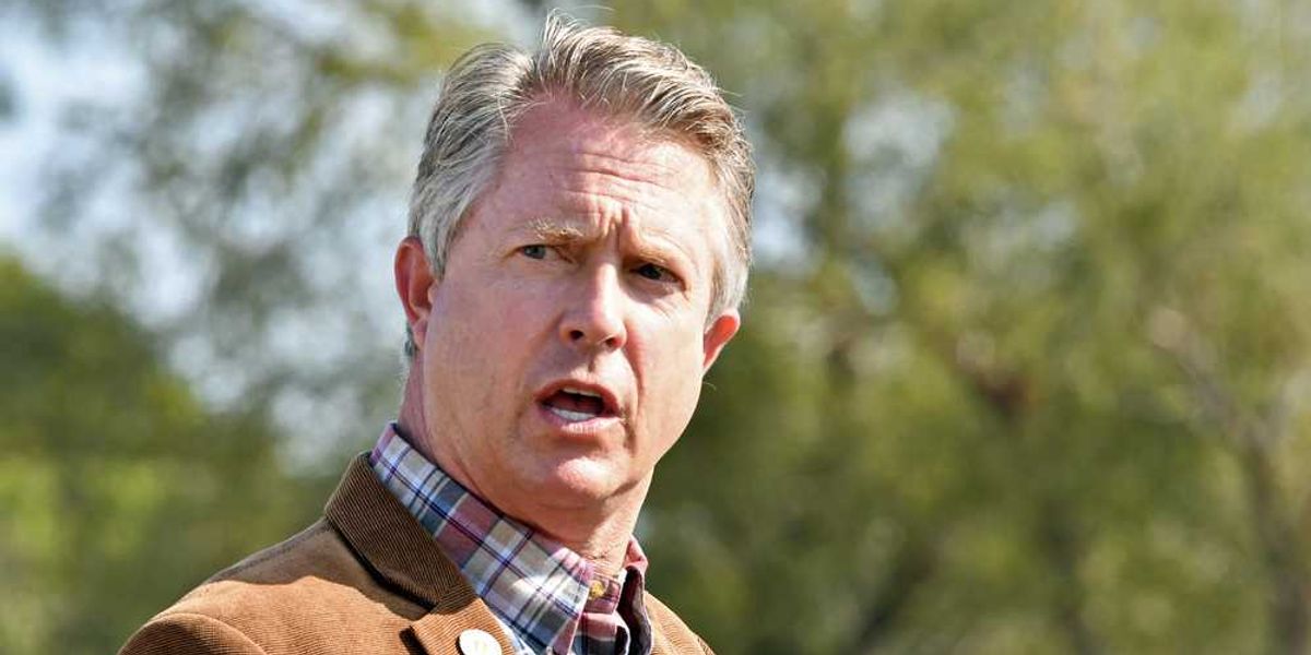 रिपब्लिकन अमेरिकी युद्ध अपराध की गर्वोक्ति से भयभीत: ‘हम सचमुच उन्हें भूखा मार रहे हैं’