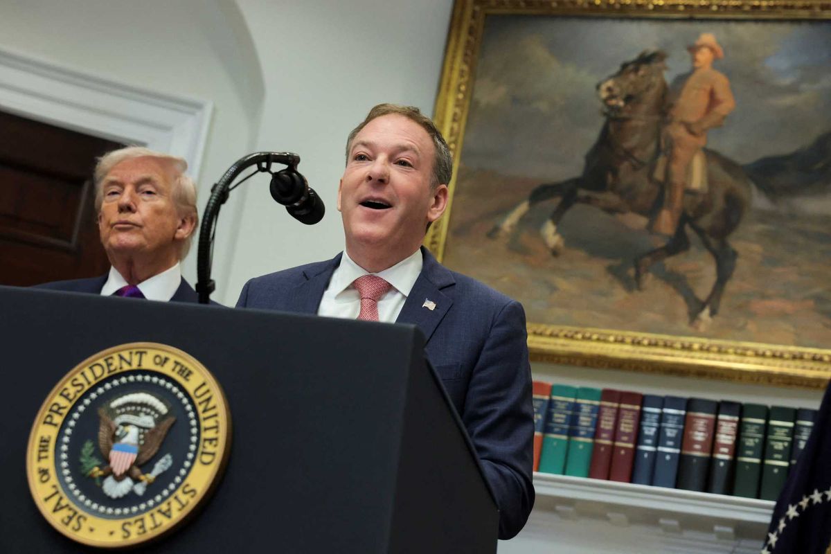 Experts aghast as Trump rewards 'billionaire polluters' and makes Americans 'sicker'