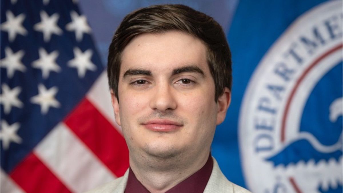 DHS shrugs as speech writer linked to explicit hate posts