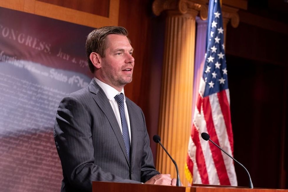 Ex-NFL player appears to be behind Swalwell 'execution' tweet: report