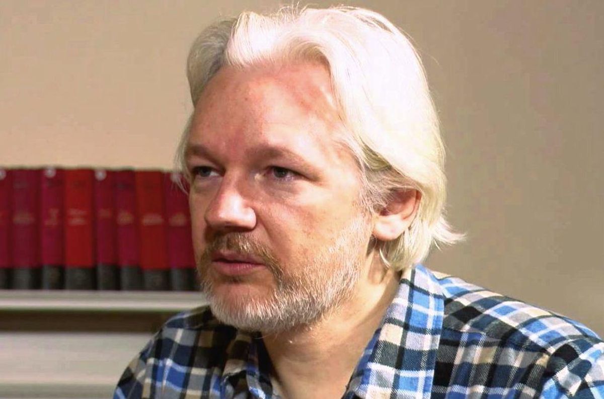 UK judge backs US appeal in Julian Assange extradition case