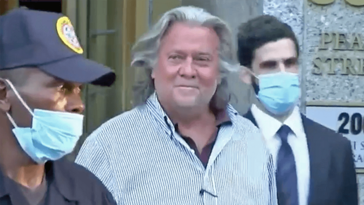 Bannon delivered an ominous warning on Jan. 6 – and it implicates Trump in the attack: legal expert