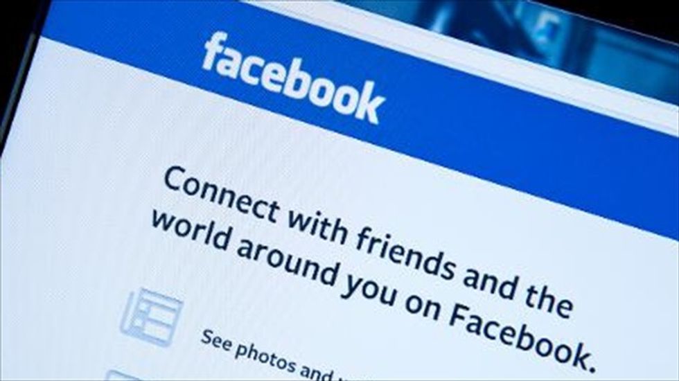 Rather than pay news orgs, Facebook bans article sharing in Canada