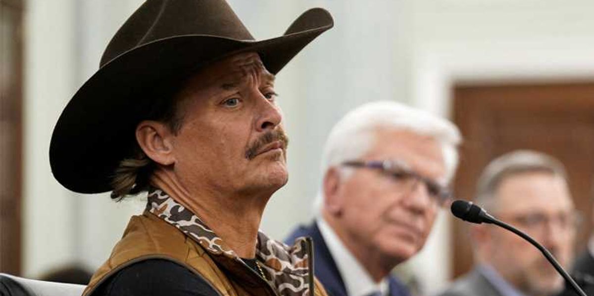 US Army probes unprompted helicopter visit at Kid Rock's home