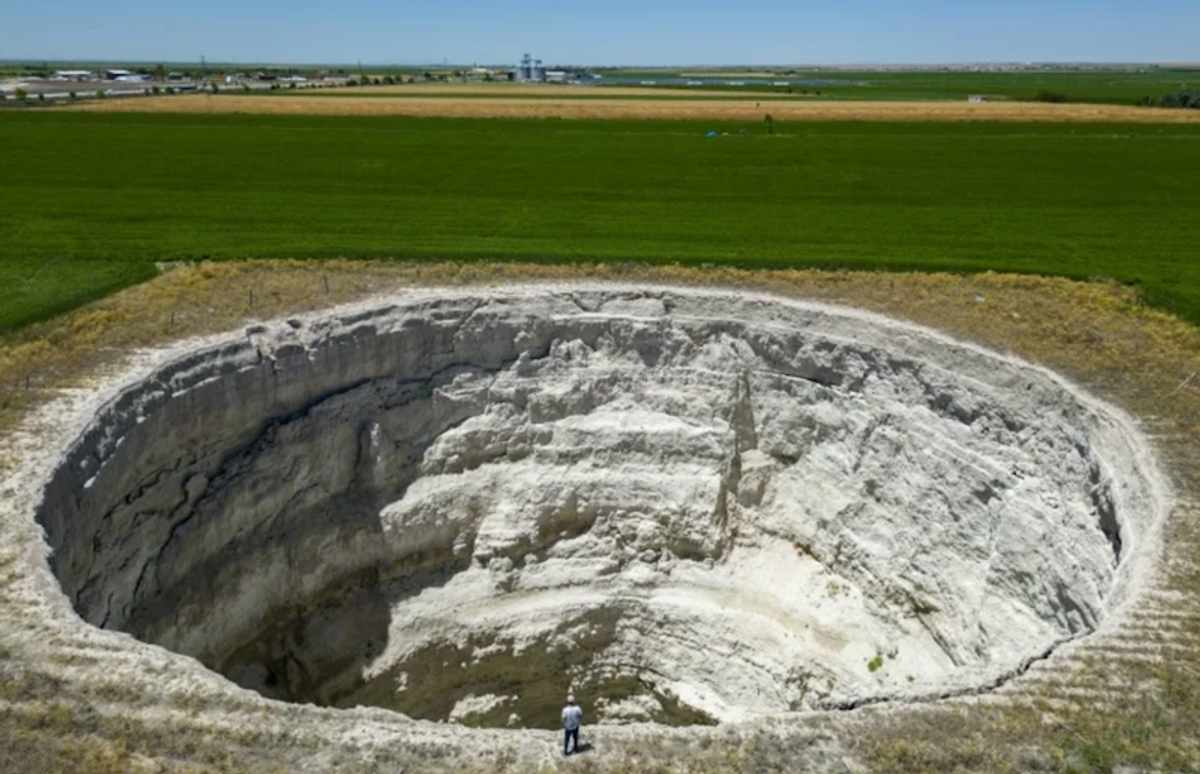 Sinkholes spread fear in Turkey's parched breadbasket