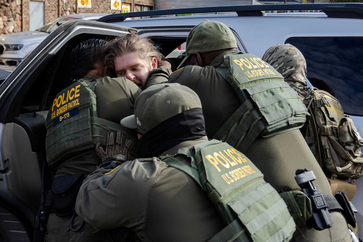 'You're dead liberal': Feds accused of pointing gun and making shocking remark at citizen