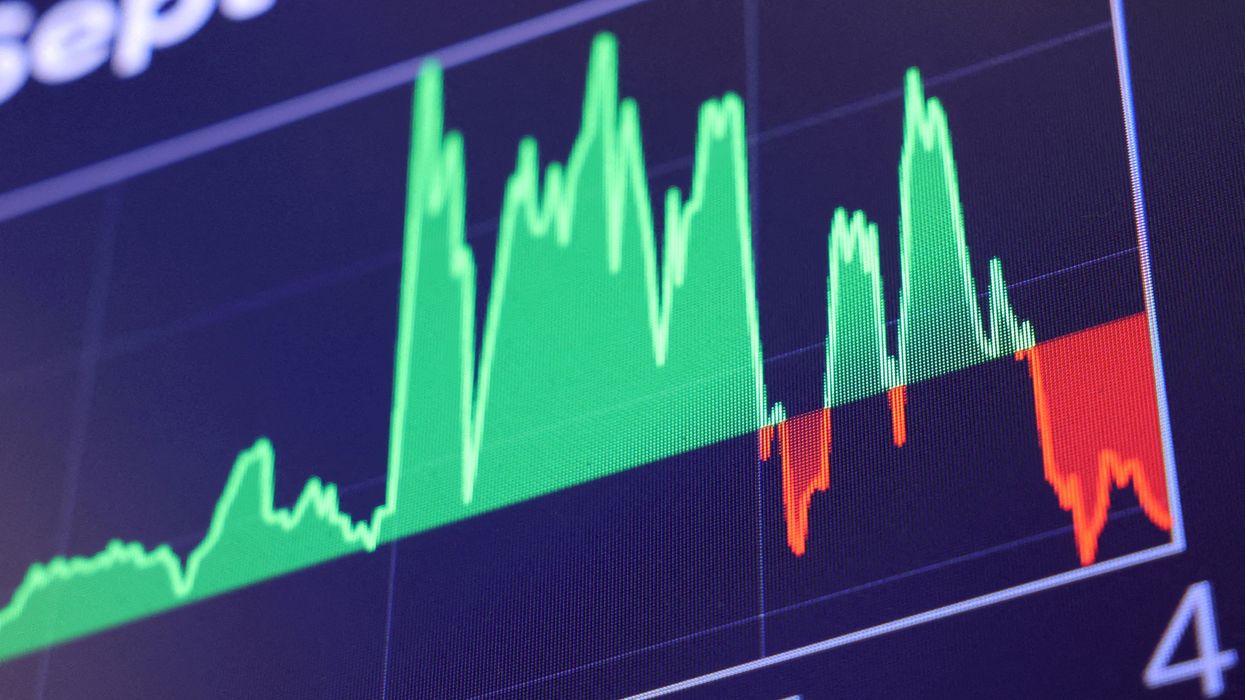 'Thanks, Donald!' Observers in awe as stocks see worst week since Trump's 'Liberation Day'