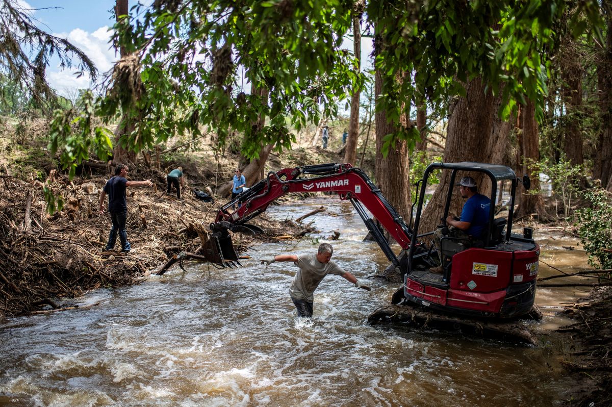 FEMA officials sound grave alarm that Trump's moves threaten catastrophe
