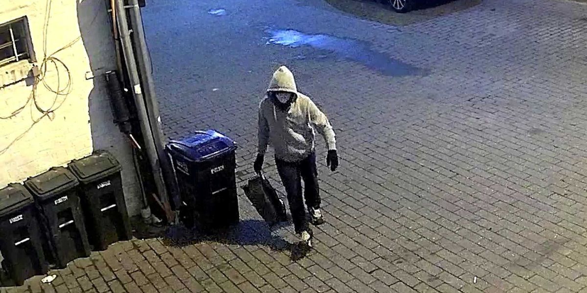 GOP lawmaker drops FBI whistleblower bombshell about J6 pipe bomb suspect