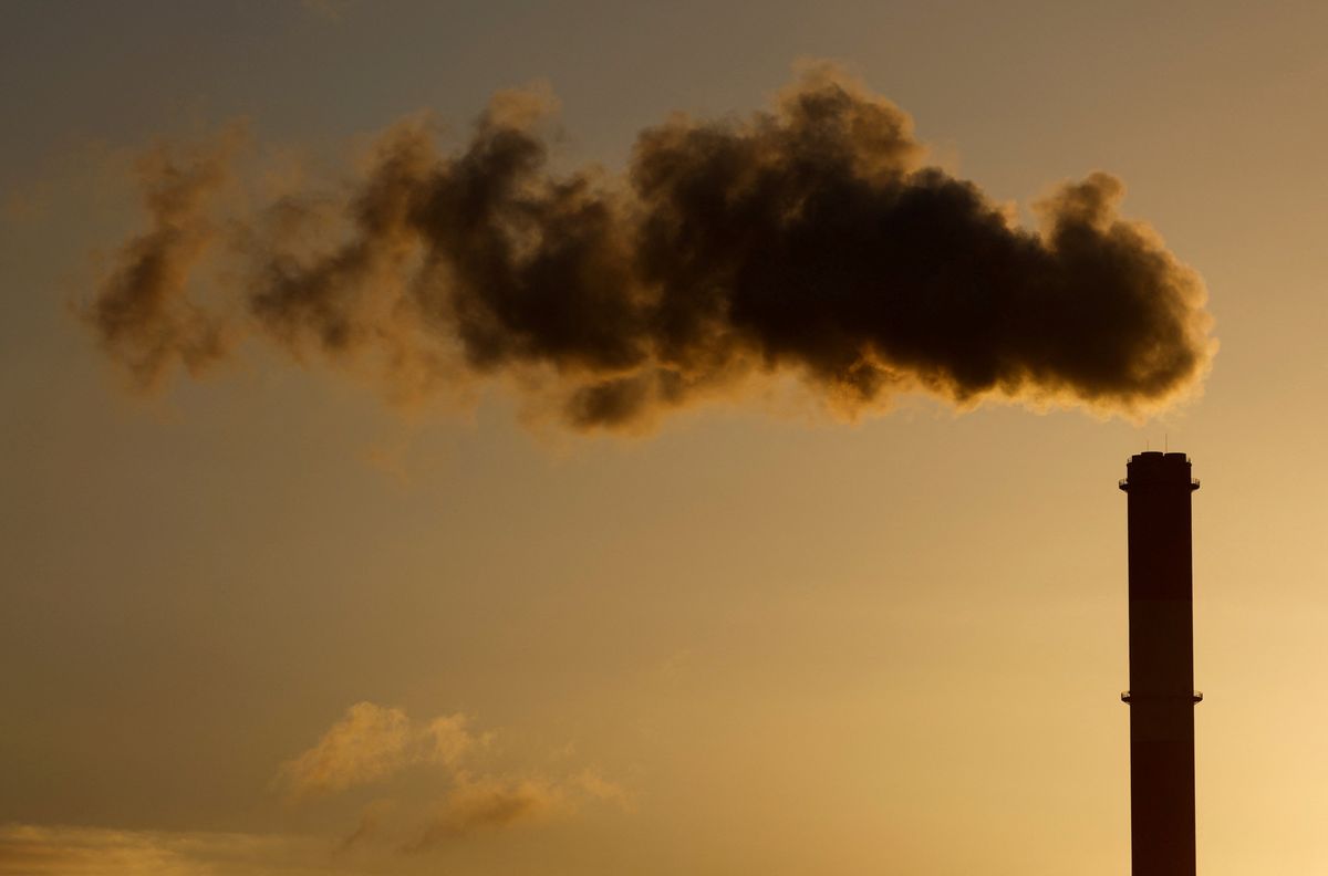 'Life of everything on earth' is at stake as EPA begins 'massive' deregulation: report