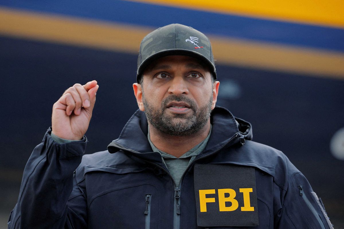 FBI insiders alarmed as agency snoops on reporter who wrote about Kash Patel's girlfriend