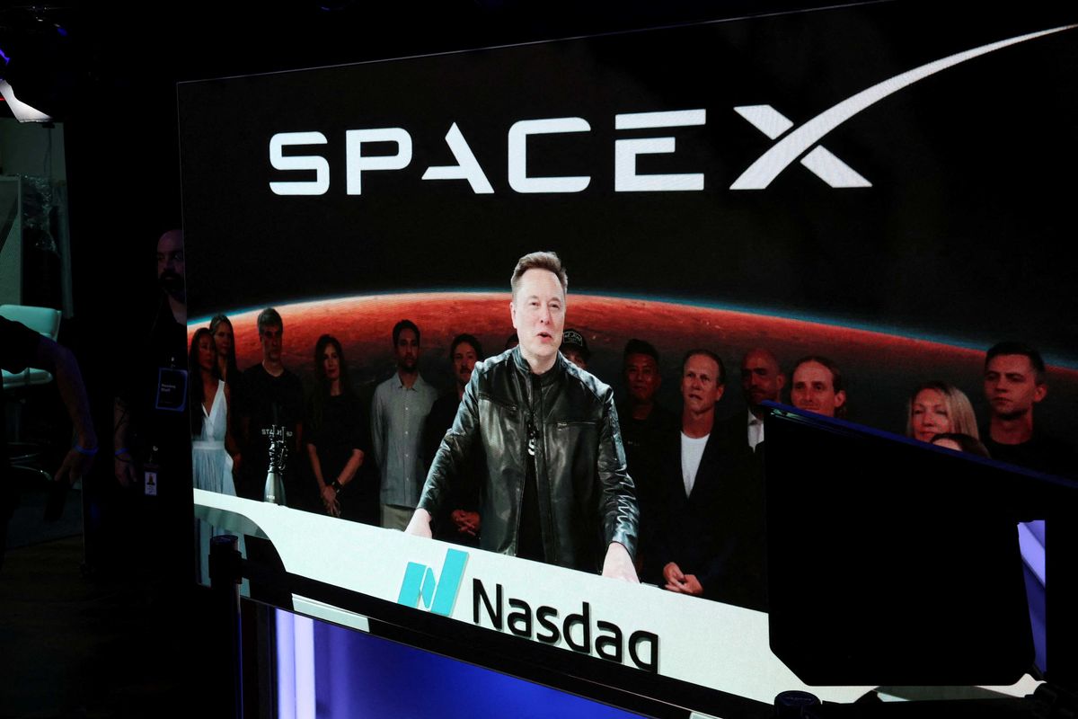 Astronomers sound the alarm over Elon Musk's satellite plan: 'Damaging consequences'