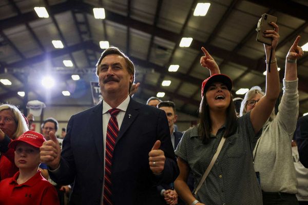 'Say good night': MAGA ex-MyPillow CEO Mike Lindell's primary loss prompts online glee