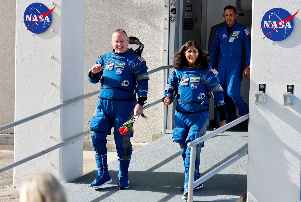 'Failed group of incompetents': Trump uses plight of stuck astronauts to shame Biden