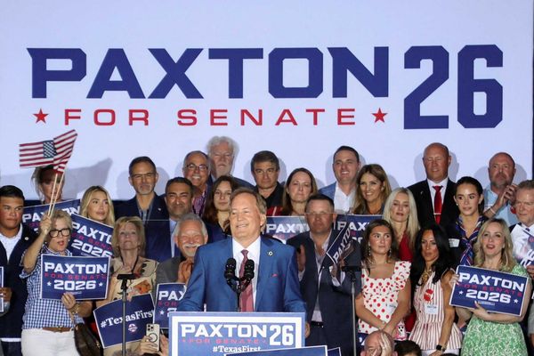 Steve Bannon makes a staggering prediction about the midterms
