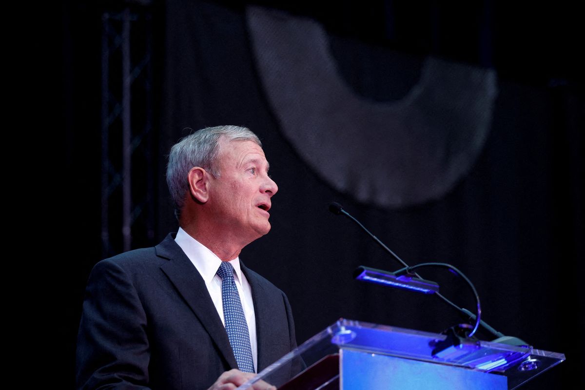 New anti-Trump opinion causes MAGA meltdown: 'John Roberts is squarely to blame'