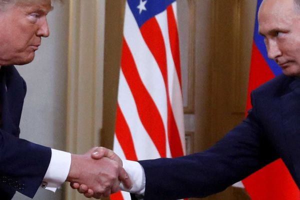Rebelling GOP threatens Trump as Ukraine mystery swirls